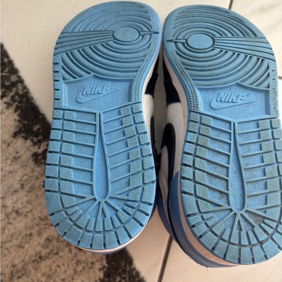 Jordan 1 Retro High OG Black and Blue Sneakers Kids Sz 6 - Picture 5 of 10